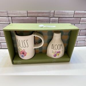 Rae Dunn 🌺“Bless “mug & “Bloom” vase Set NIB Floral